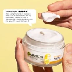 Garnier SkinActive Vitamin C Brightening Day Cream 50ml 10 Garnier SkinActive Vitamin C Brightening Day Cream 50ml -BM Skincare Store 394722 garnier skinactive vitamin c brightening day cream 50ml 4
